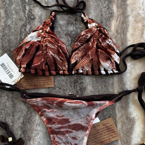 NWT-Charmosa Brazilian Bikini, 2 Piece, Browns Tie Dye Reversable - Picture 1 of 5